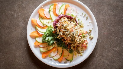 Raw vegan Be Light salad dish